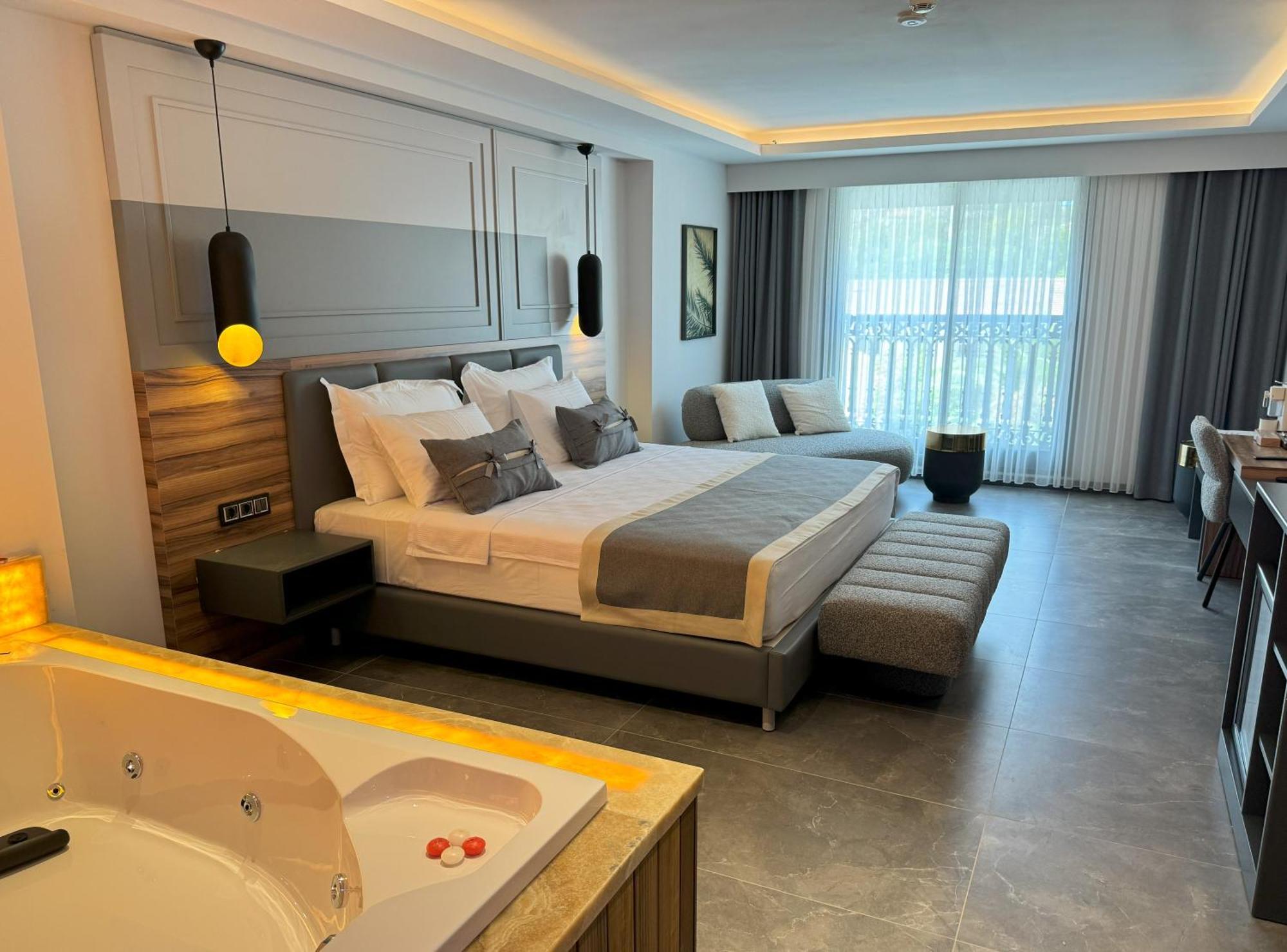 Telmessos City Hotel- Adults Only フェティエ エクステリア 写真